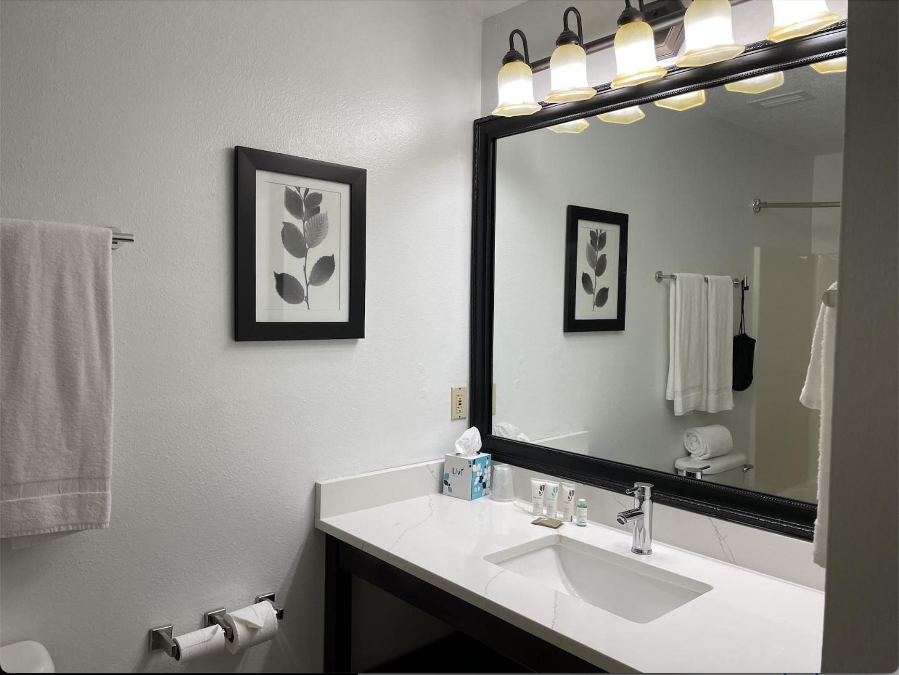 Harmony Inn & Suites Fort Dodge Eksteriør billede